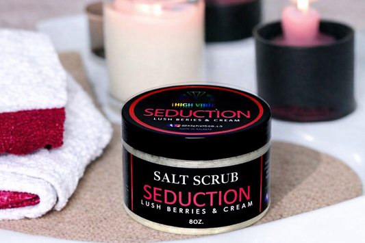 SEDUCTION (Lush Berries & Cream Salt Scrub)